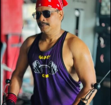 খোকন চৌধুরী